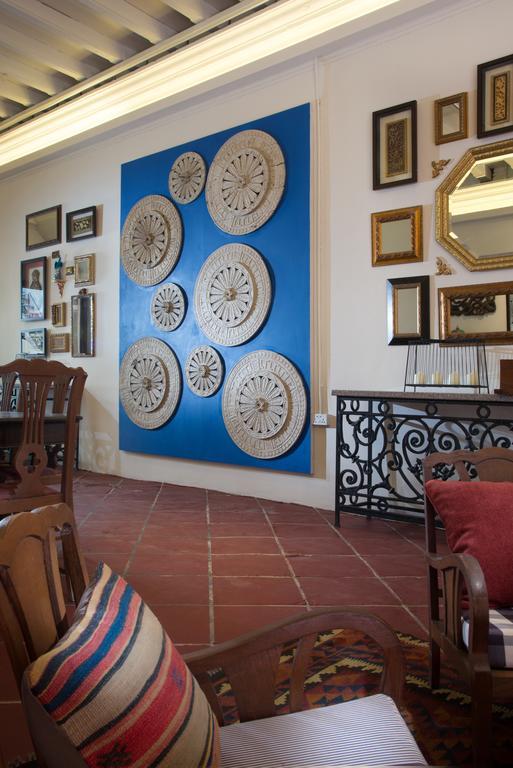 Muntri Mews Hotel George Town Exterior photo