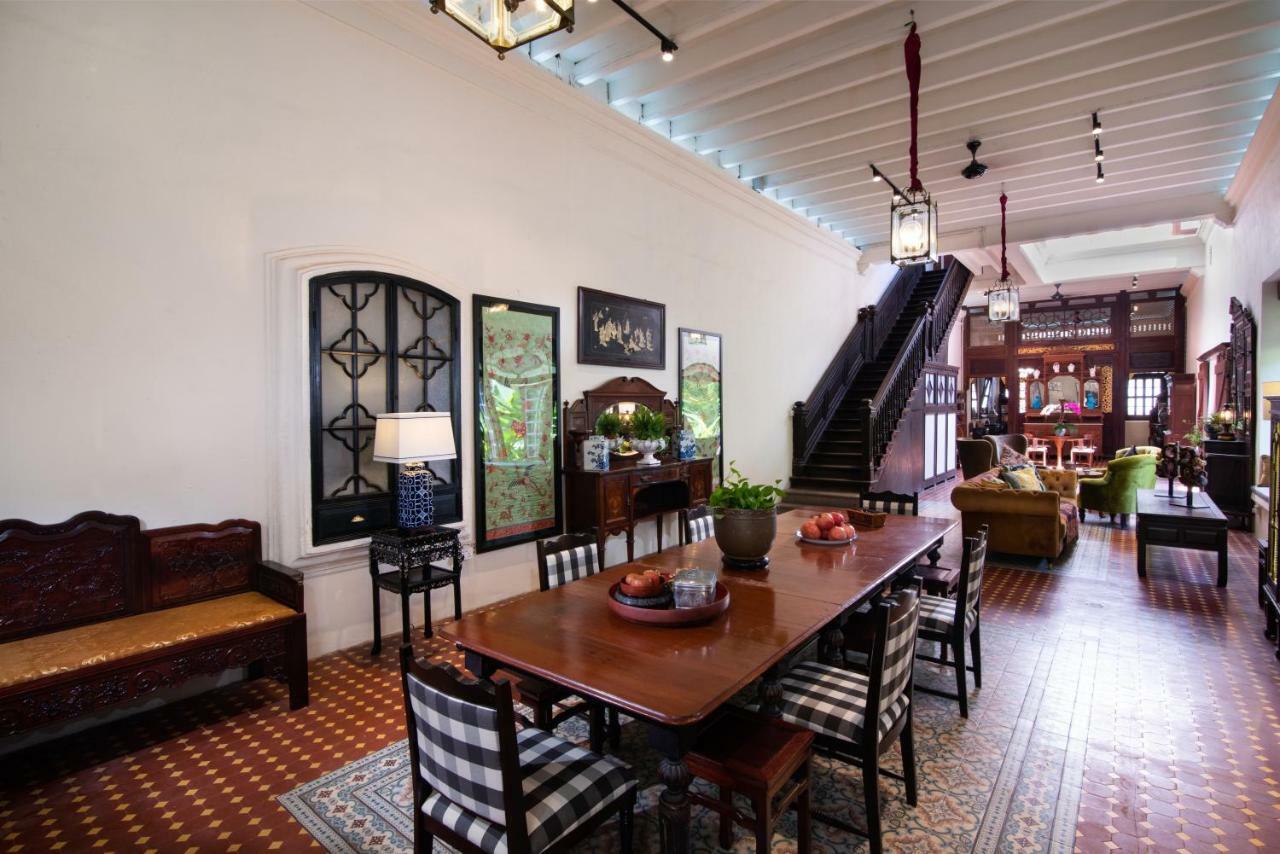 Muntri Mews Hotel George Town Exterior photo