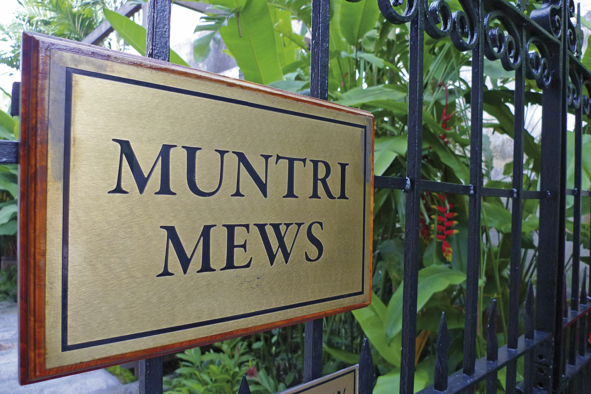 Muntri Mews Hotel George Town Exterior photo